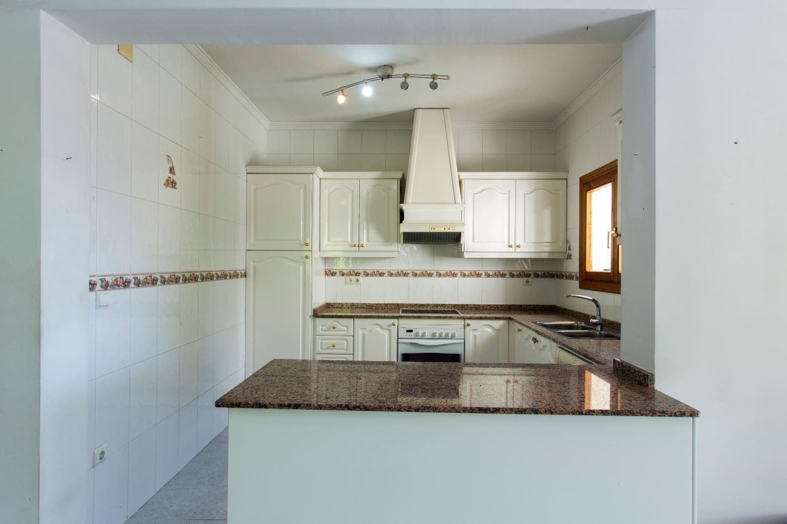 2 slaapkamer Villa te koop in Calpe / Calp met zwembad garage - € 350.000 (Ref: 9131149)