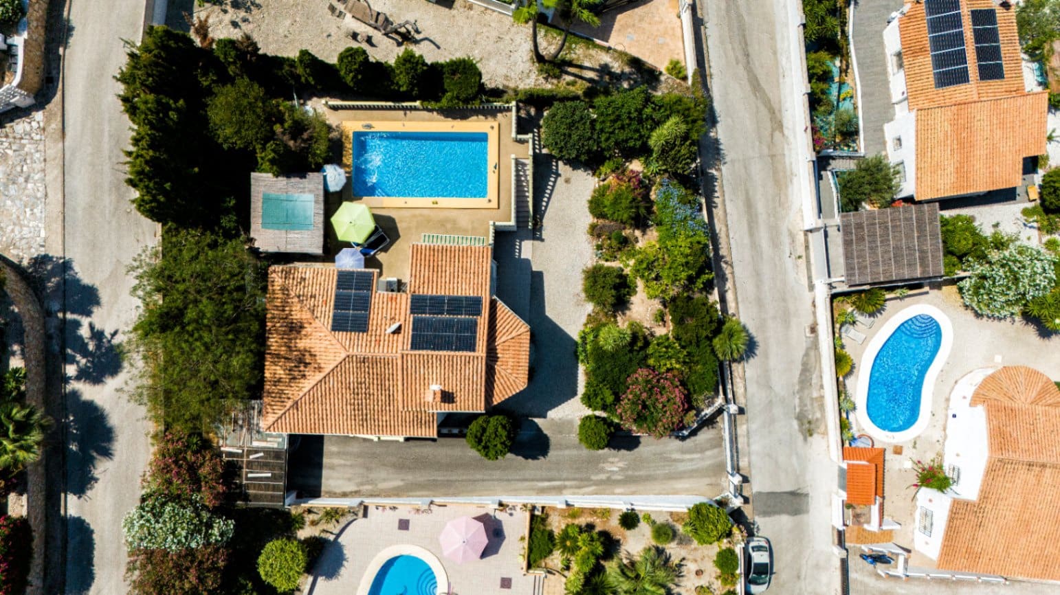 2 sypialnia Willa na sprzedaż w Calpe / Calp z basenem garażem - 590 000 € (Ref: 9131150)