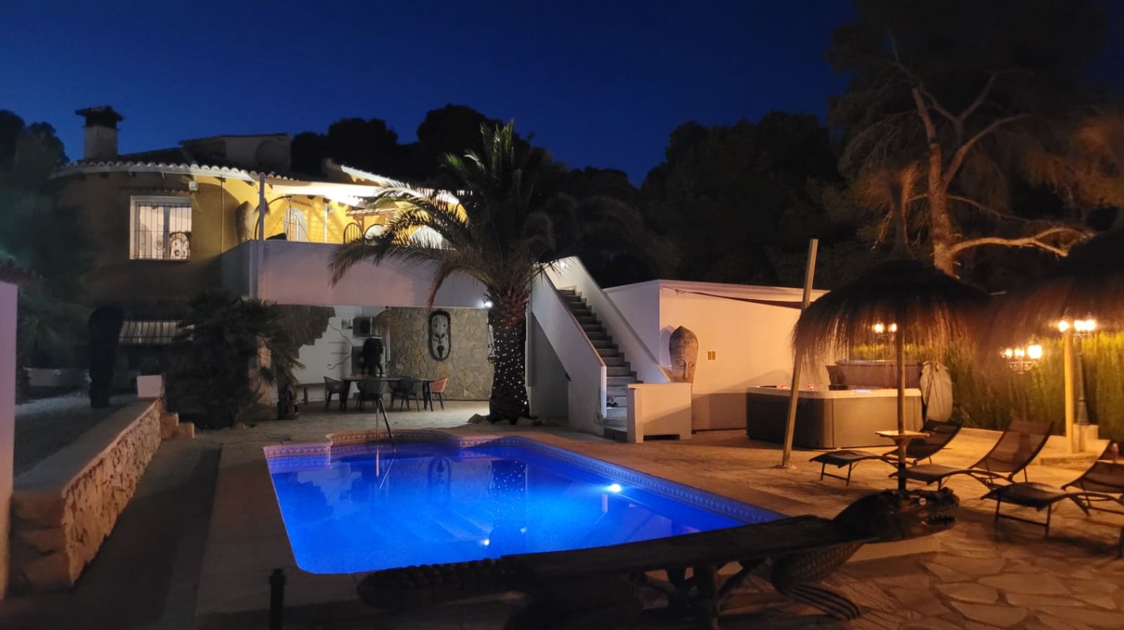 2 soveværelse Villa til salg i Benissa med swimmingpool garage - € 895.000 (Ref: 9205715)