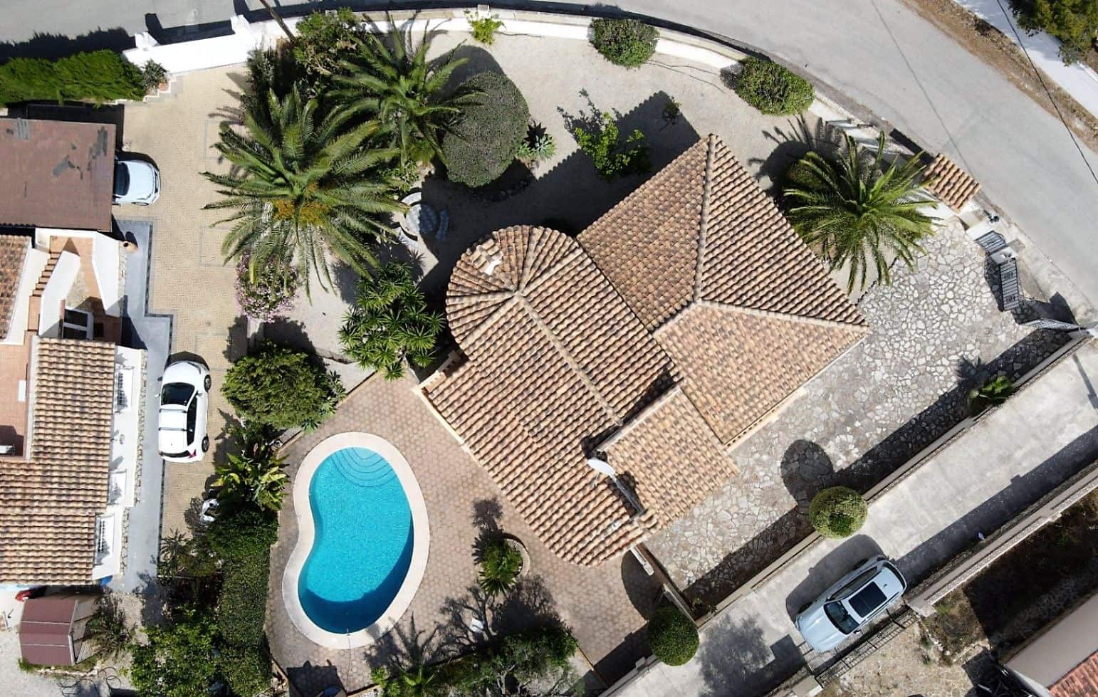 2 Zimmer Villa zu verkaufen in Calpe / Calp mit Pool Garage - 650.000 € (Ref: 9270239)