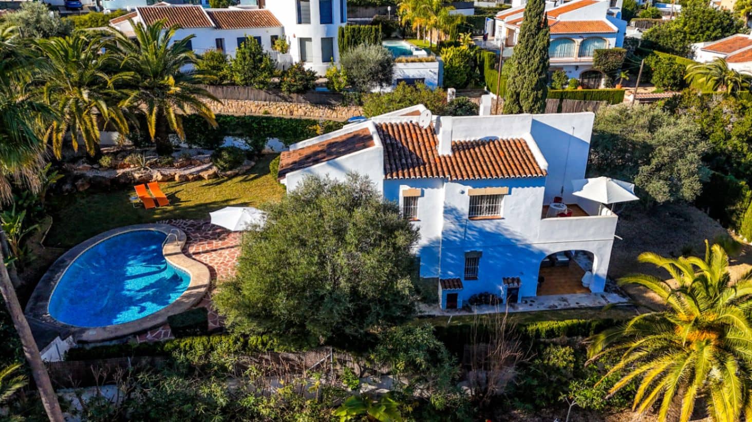 2 soveværelse Villa til salg i Pinosol med swimmingpool garage - € 450.000 (Ref: 9525553)