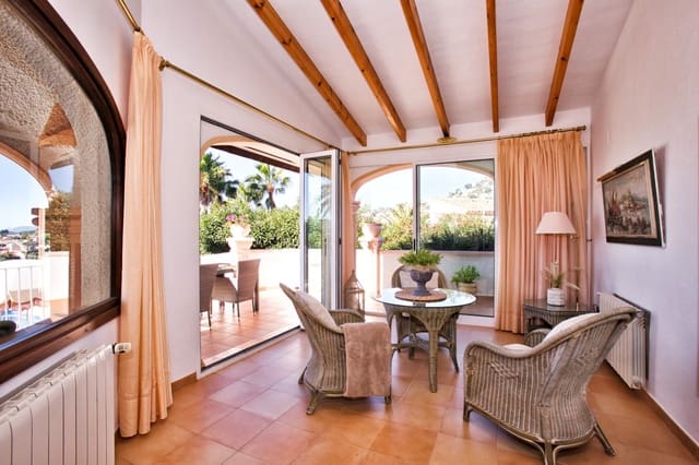 3 slaapkamer Villa te koop in Benissa met zwembad garage - € 995.000 (Ref: 9642192)