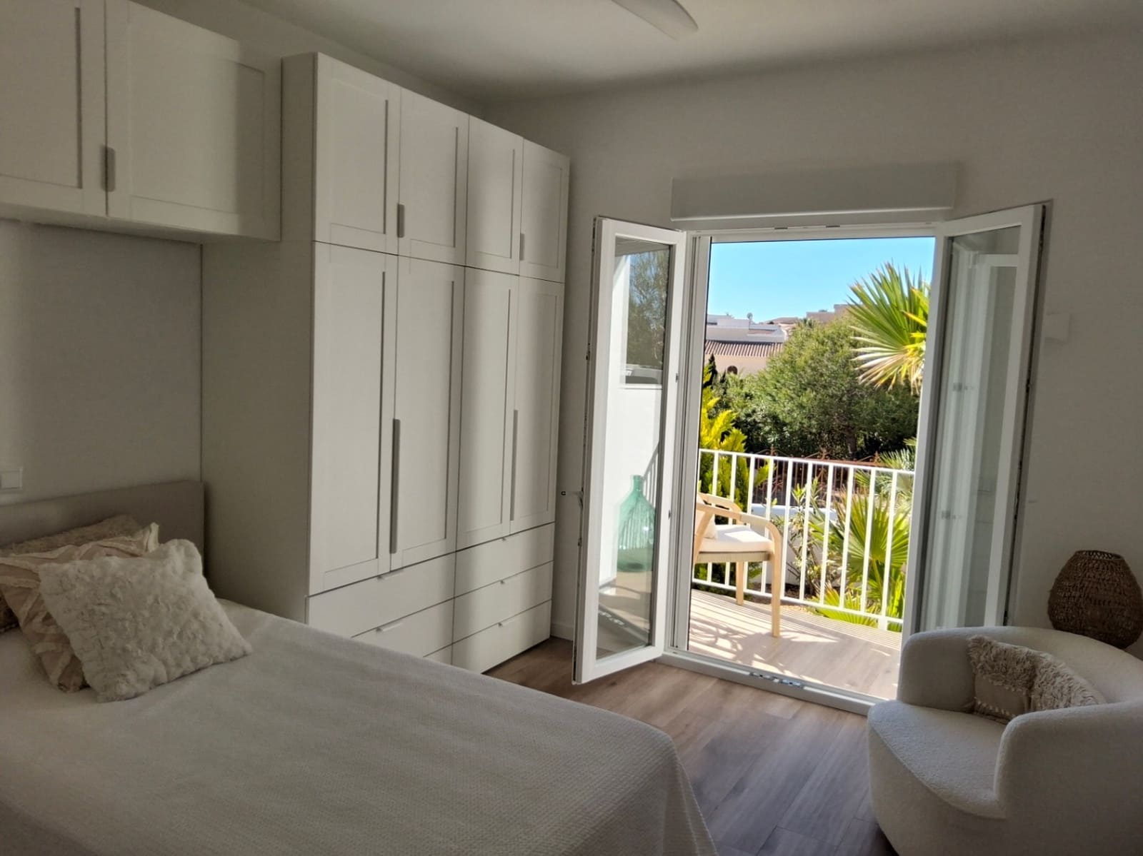 2 soveværelse Villa til salg i Cumbre del Sol med garage - € 435.000 (Ref: 9816479)