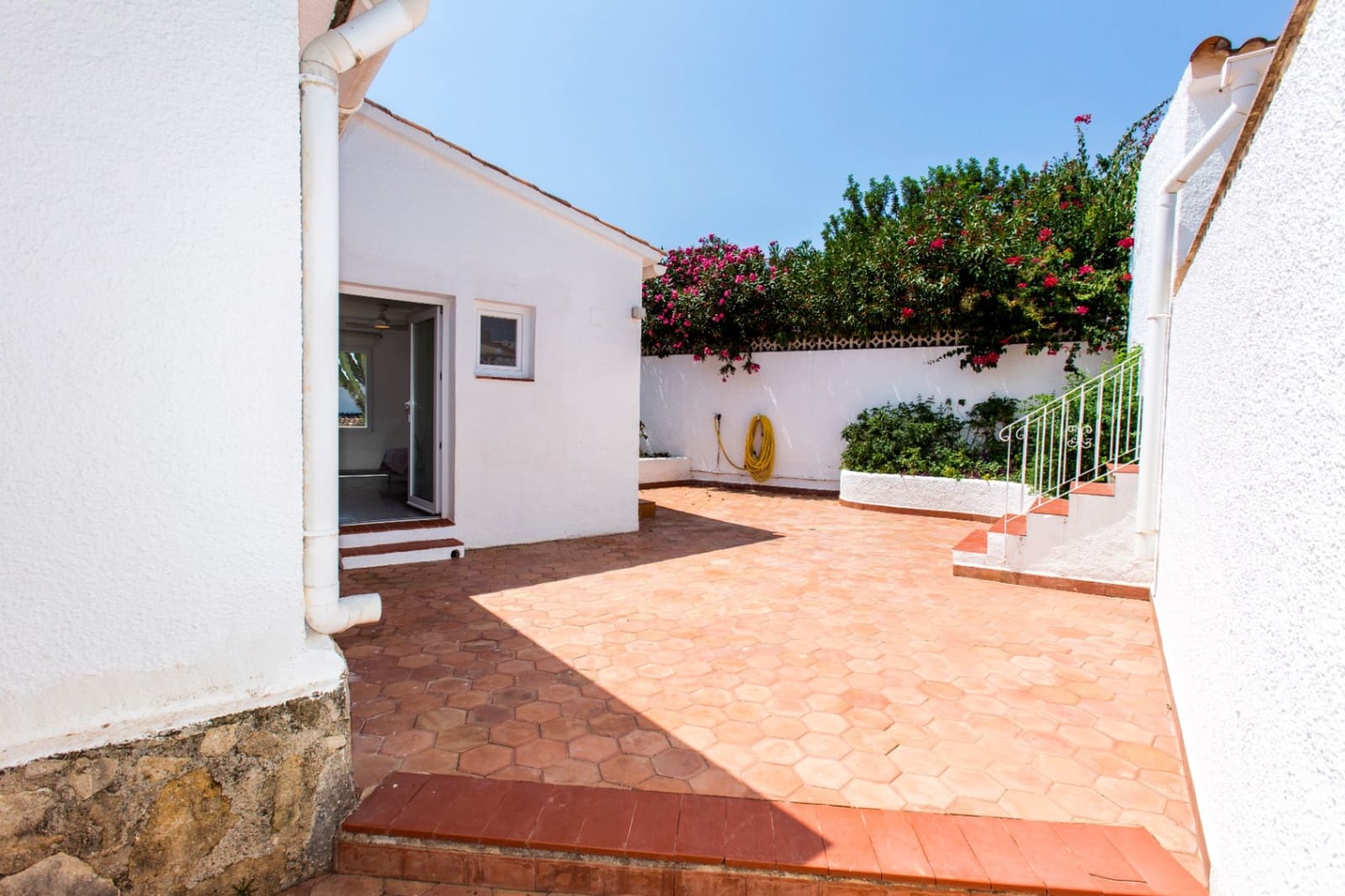 4 sovrum Villa till salu i Monte Pedreguer med garage - 450 000 € (Ref: 9996353)