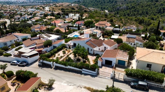 4 soverom Villa til salgs i Monte Pedreguer, Pedreguer med garasje - € 450 000 (Ref: 9996353)
