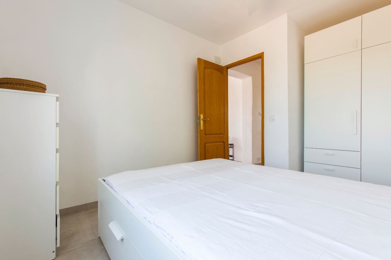 4 bedroom Villa for sale in Monte Pedreguer with garage - € 450,000 (Ref: 9996353)