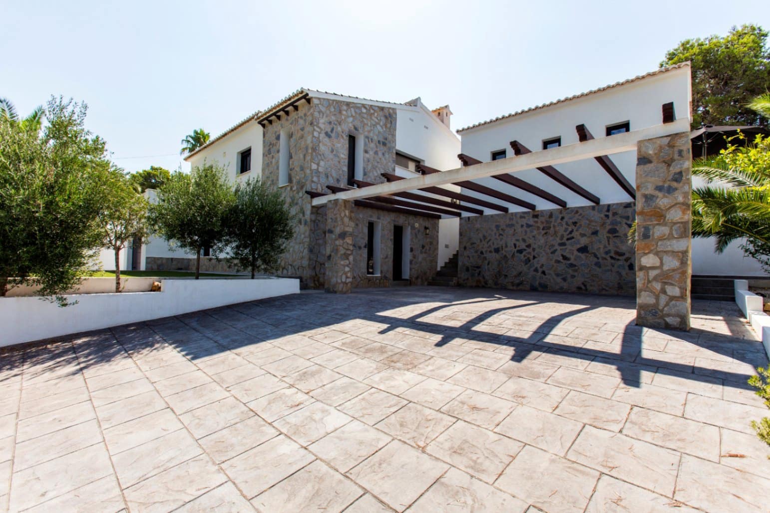4 soveværelse Villa til salg i Moraira med swimmingpool garage - € 1.195.000 (Ref: 9996354)