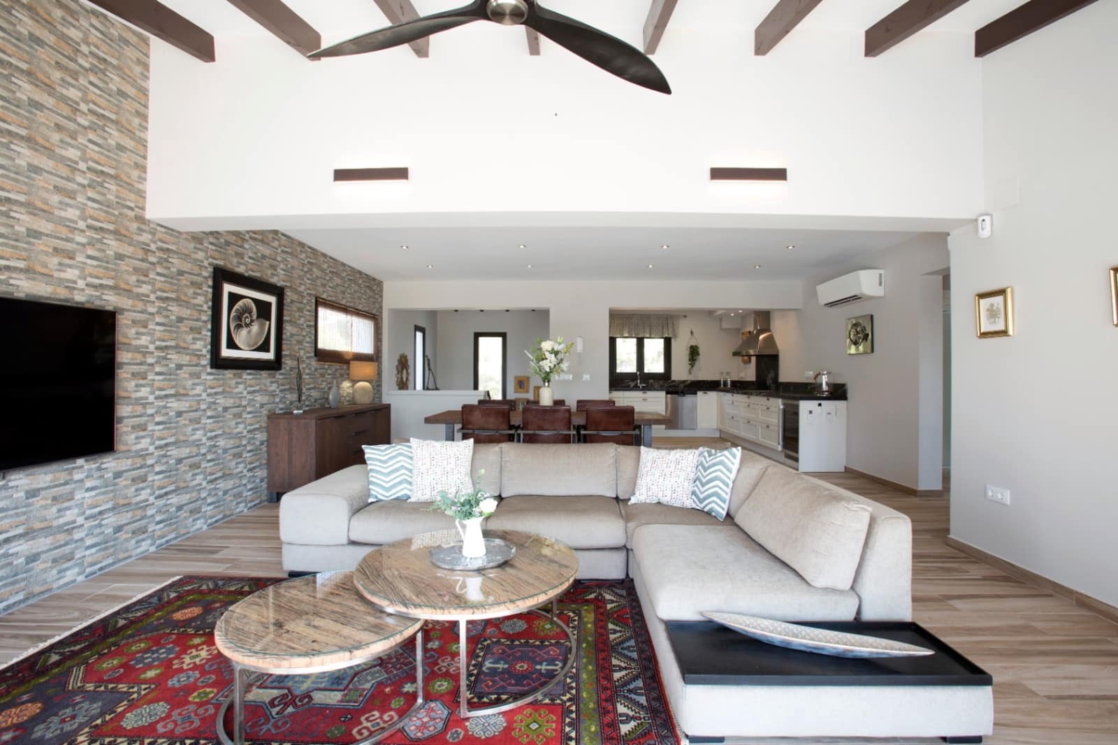 4 soveværelse Villa til salg i Moraira med swimmingpool garage - € 1.195.000 (Ref: 9996354)