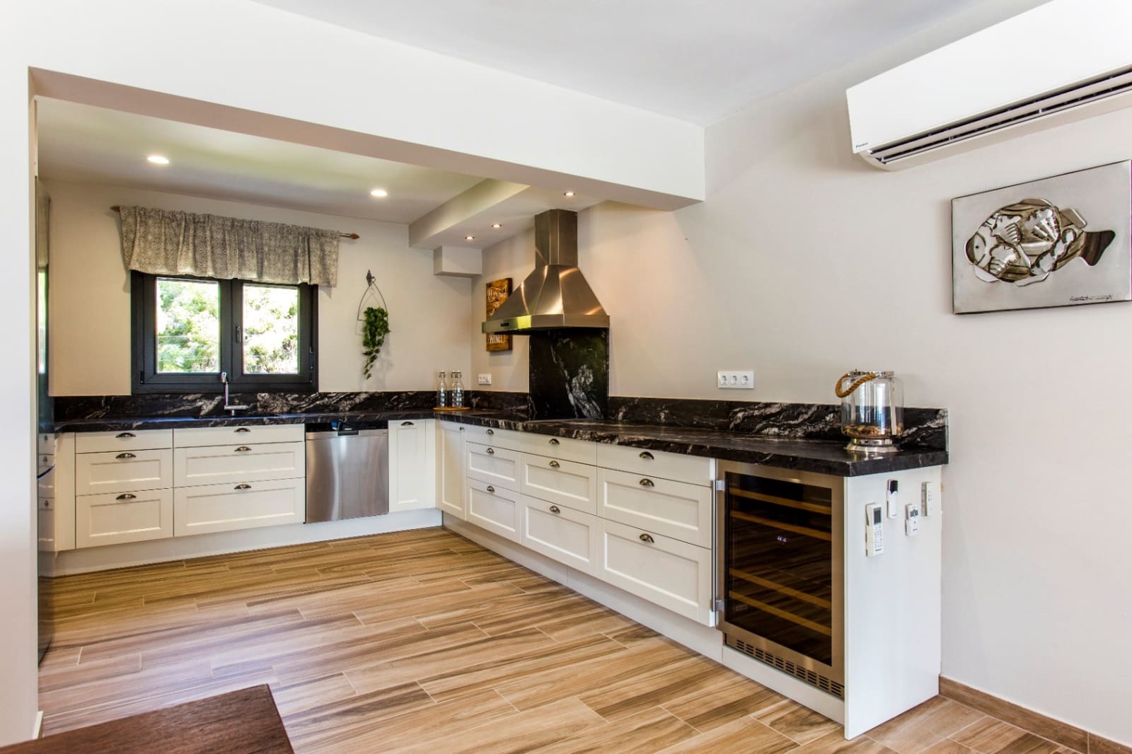 4 soveværelse Villa til salg i Moraira med swimmingpool garage - € 1.195.000 (Ref: 9996354)