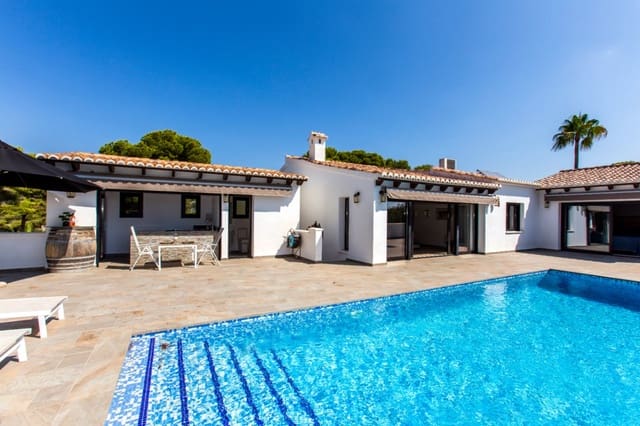 4 sypialnia Willa na sprzedaż w Moraira, Teulada-Moraira z basenem garażem - 1 195 000 € (Ref: 9996354)