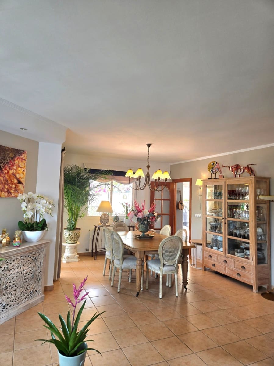 4 camera da letto Villa in vendita in Alfaz del Pi / L'Alfas del Pi con piscina garage - 600.000 € (Rif: 9996355)