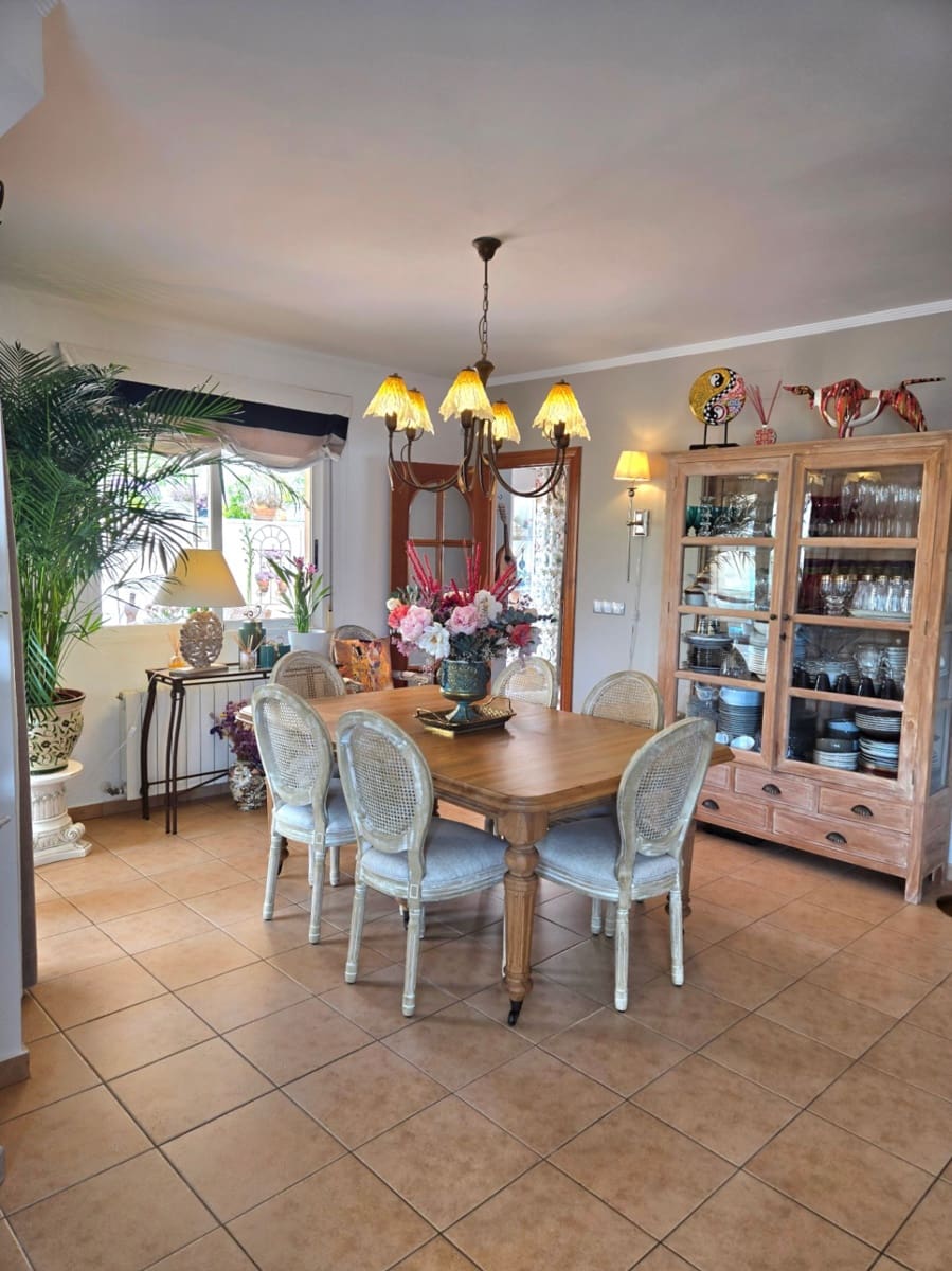 4 camera da letto Villa in vendita in Alfaz del Pi / L'Alfas del Pi con piscina garage - 600.000 € (Rif: 9996355)