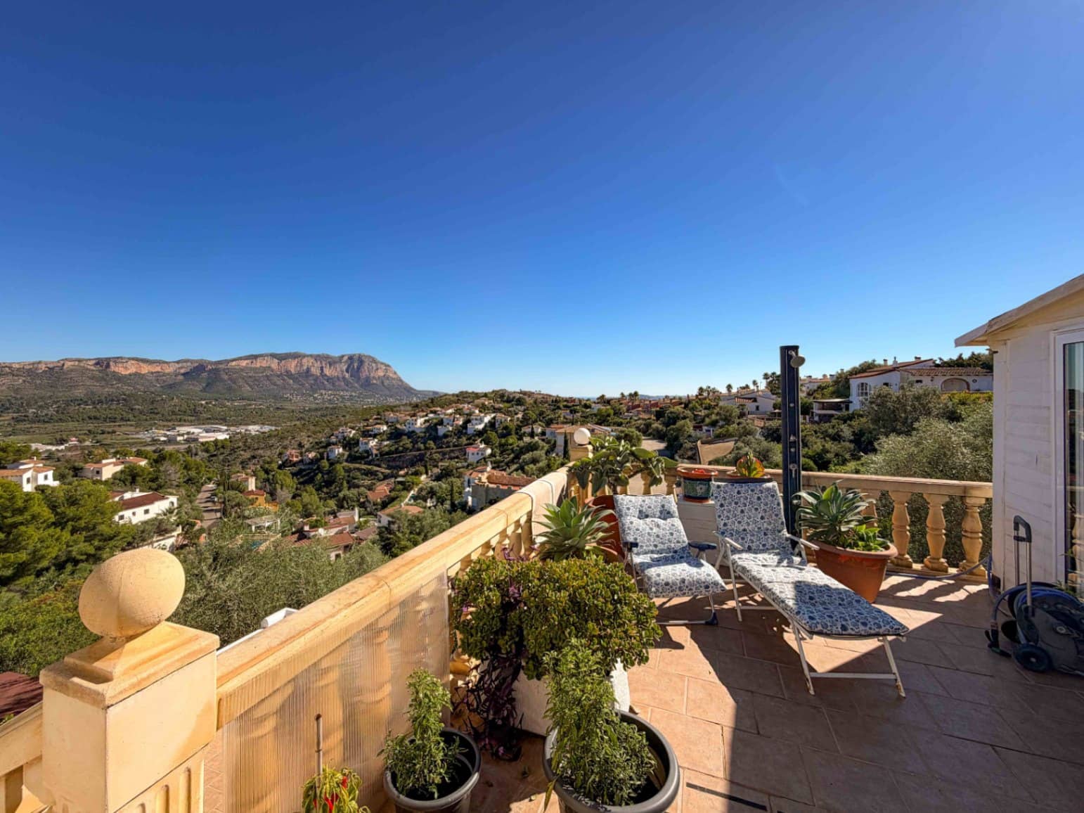 3 soverom Villa til salgs i Monte Pedreguer med svømmebasseng garasje - € 449 000 (Ref: 10181620)