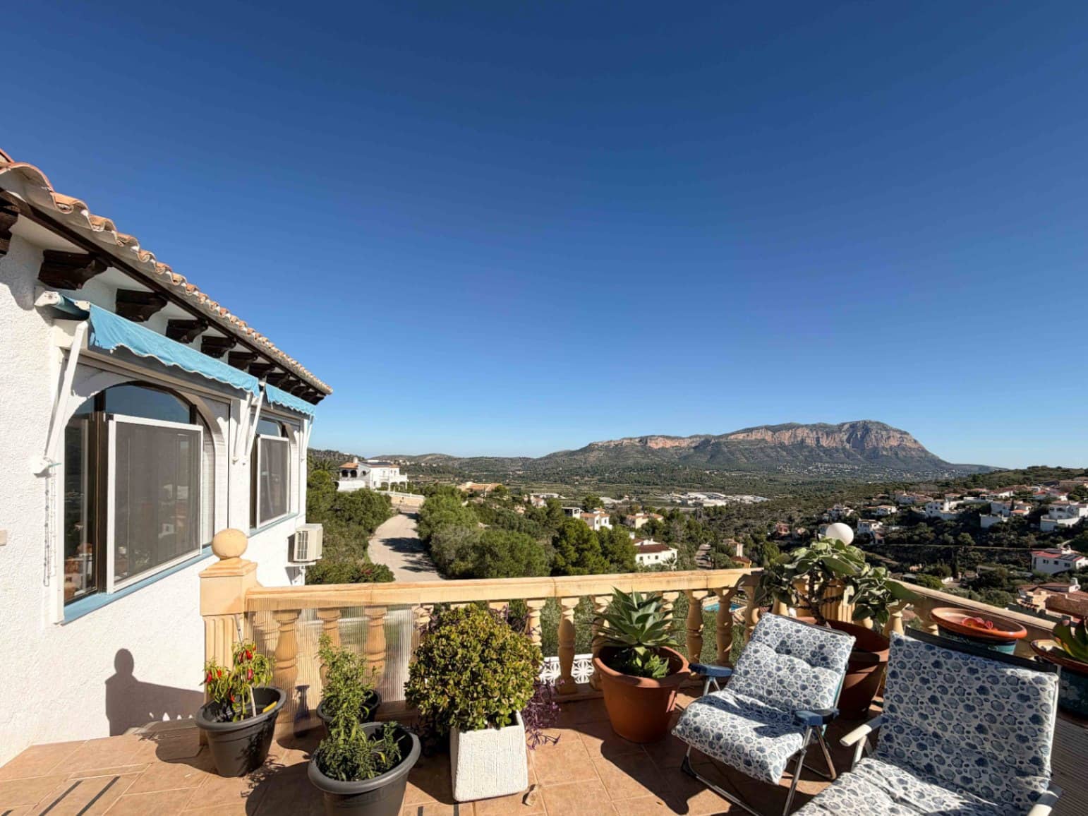 3 soverom Villa til salgs i Monte Pedreguer med svømmebasseng garasje - € 449 000 (Ref: 10181620)