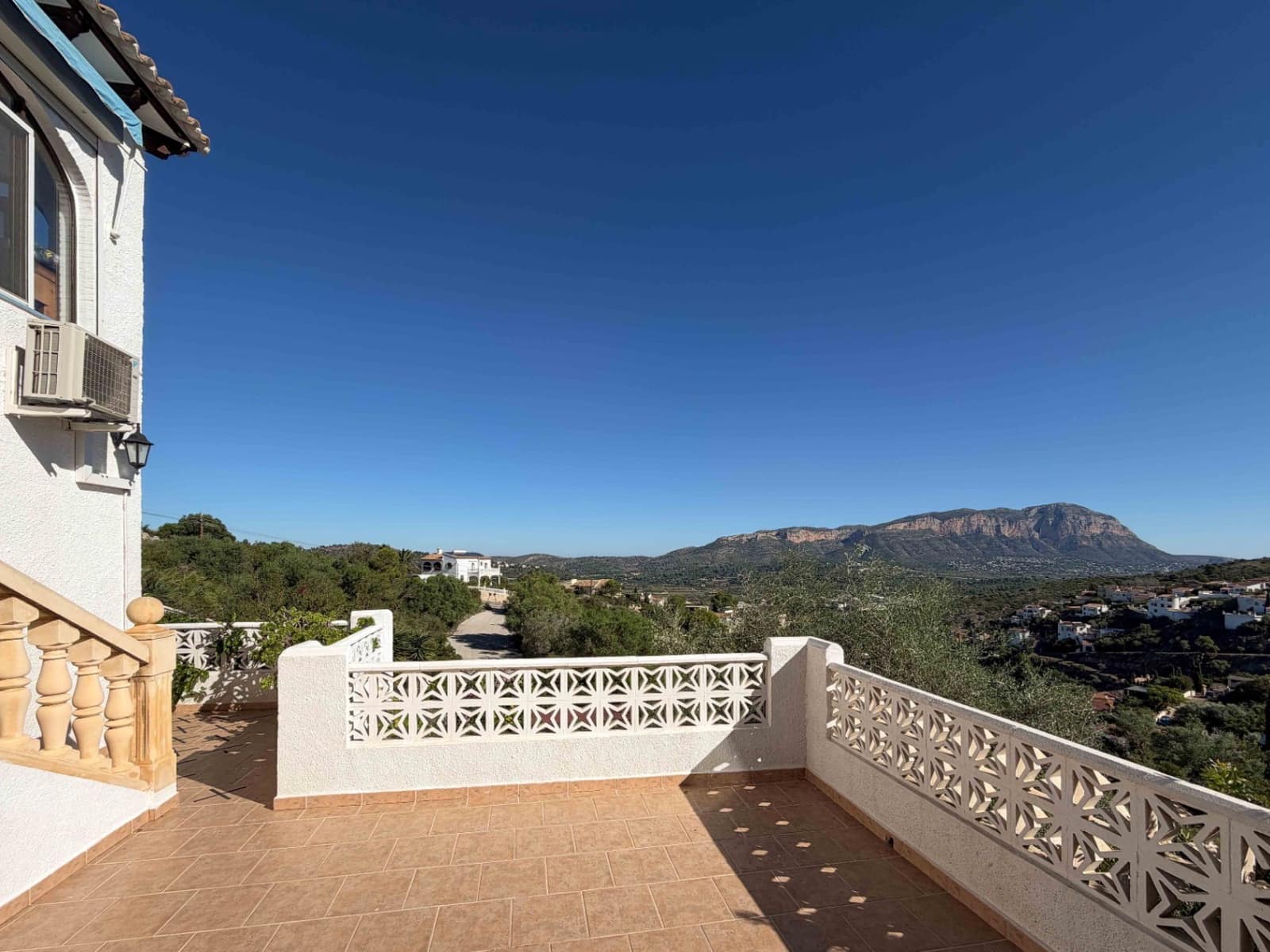 3 soverom Villa til salgs i Monte Pedreguer med svømmebasseng garasje - € 449 000 (Ref: 10181620)