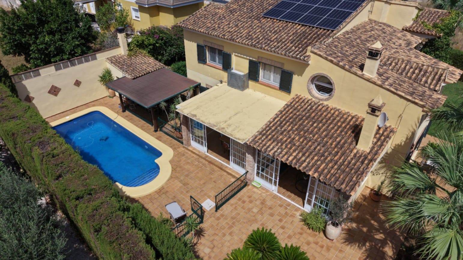 4 sovrum Villa till salu i Denia med pool garage - 875 000 € (Ref: 10181621)