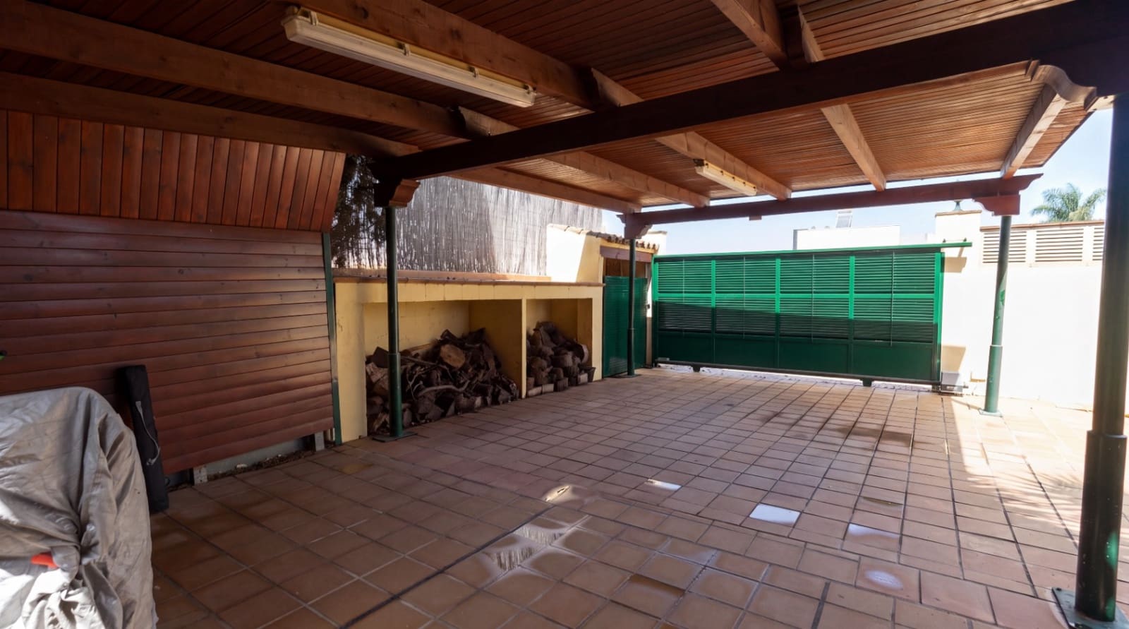 4 sovrum Villa till salu i Denia med pool garage - 875 000 € (Ref: 10181621)
