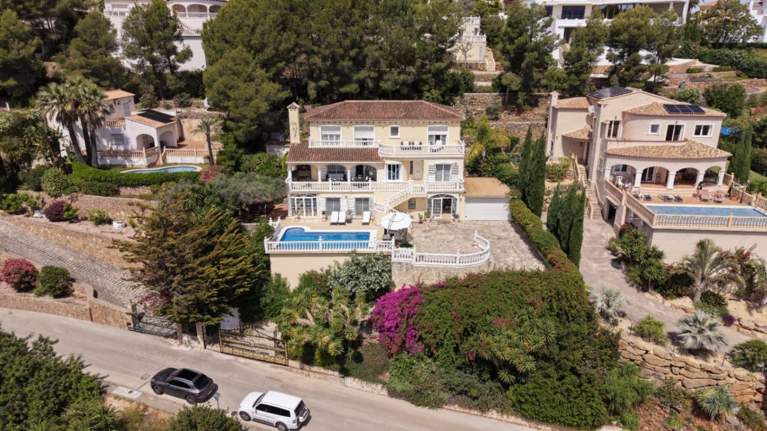 6 sovrum Villa till salu i La Sella med pool garage - 2 100 000 € (Ref: 9904735)