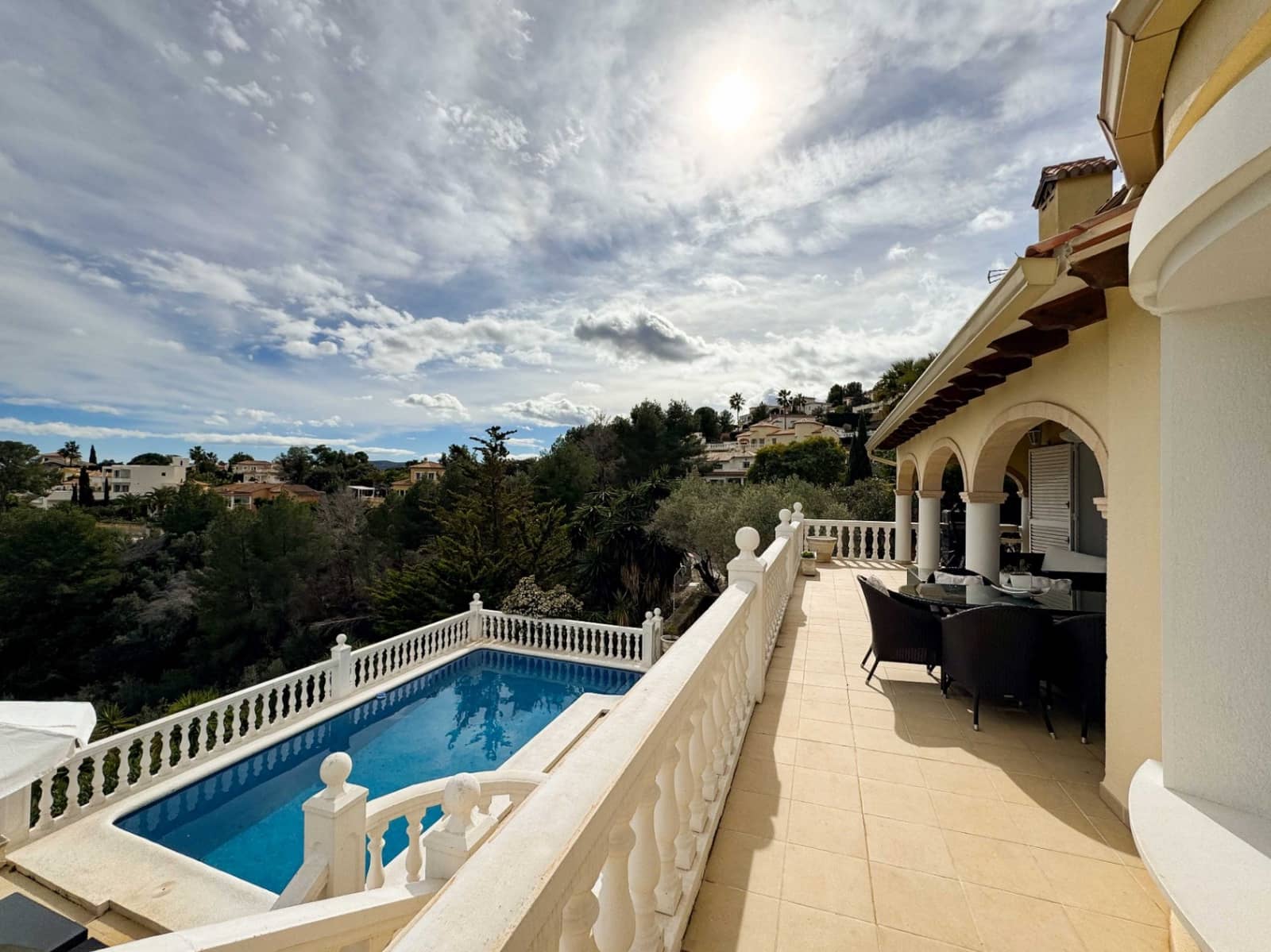 6 sovrum Villa till salu i La Sella med pool garage - 2 100 000 € (Ref: 9904735)