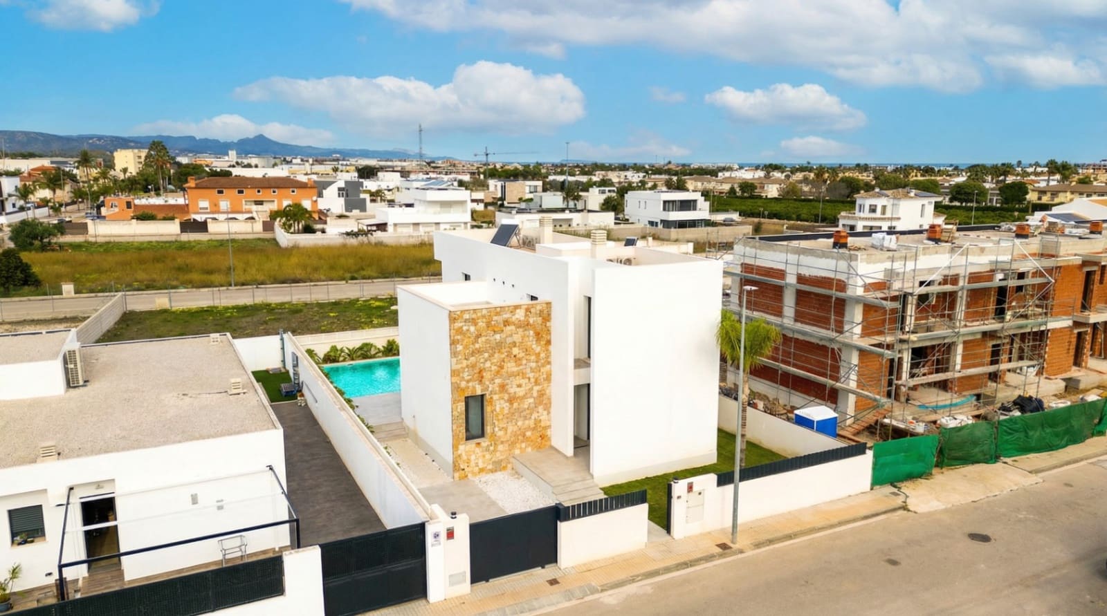 3 bedroom Villa for sale in El Vergel / Verger with pool garage - € 745,000 (Ref: 9904736)