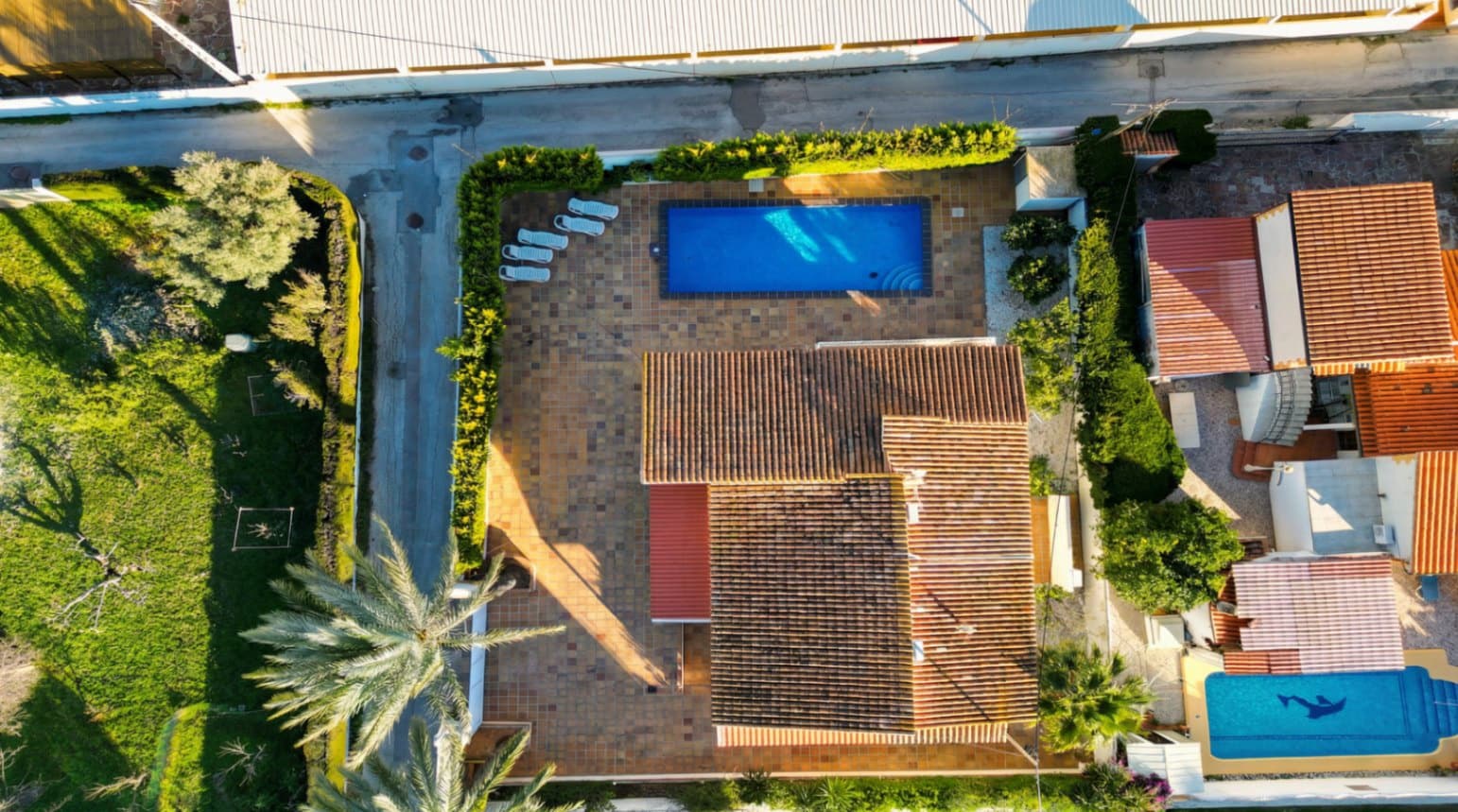 6 quarto Moradia para venda em Denia com piscina garagem - 975 000 € (Ref: 9904737)
