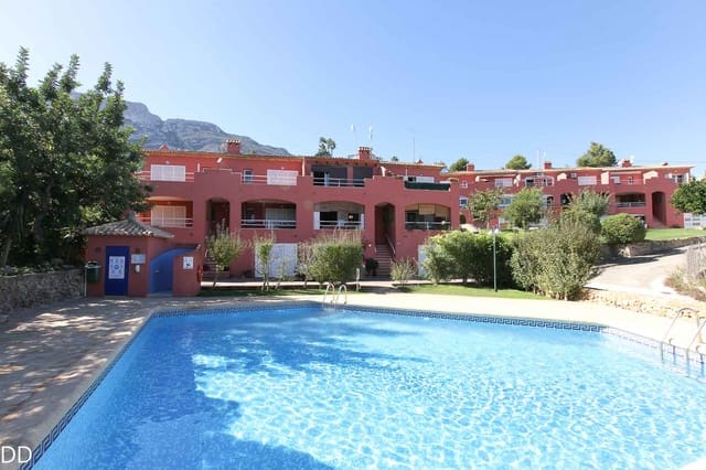 3 soveværelse Bungalow til salg i Dénia med swimmingpool - € 439.000 (Ref: 9904739)