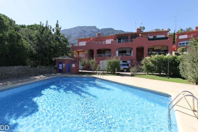 3 soveværelse Bungalow til salg i Dénia med swimmingpool - € 439.000 (Ref: 9904739)