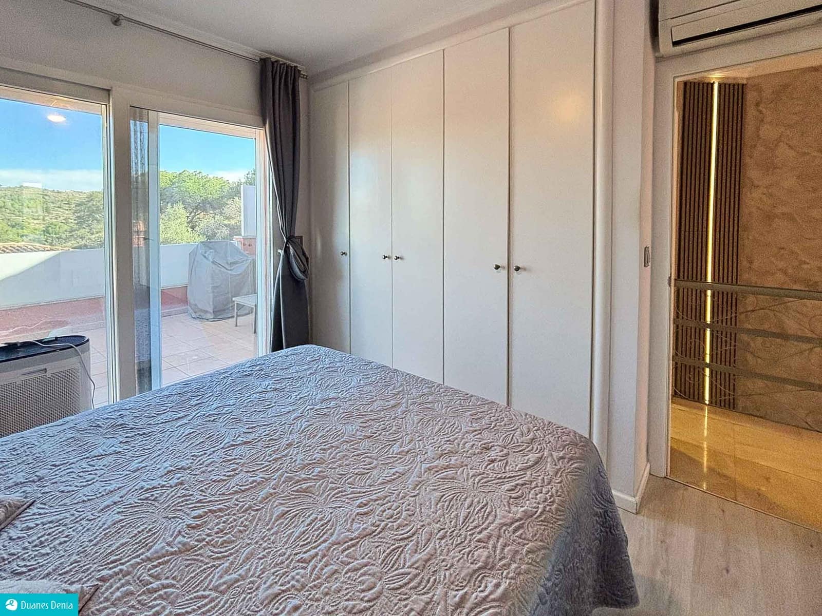 3 soveværelse Bungalow til salg i Denia med swimmingpool - € 439.000 (Ref: 9904739)
