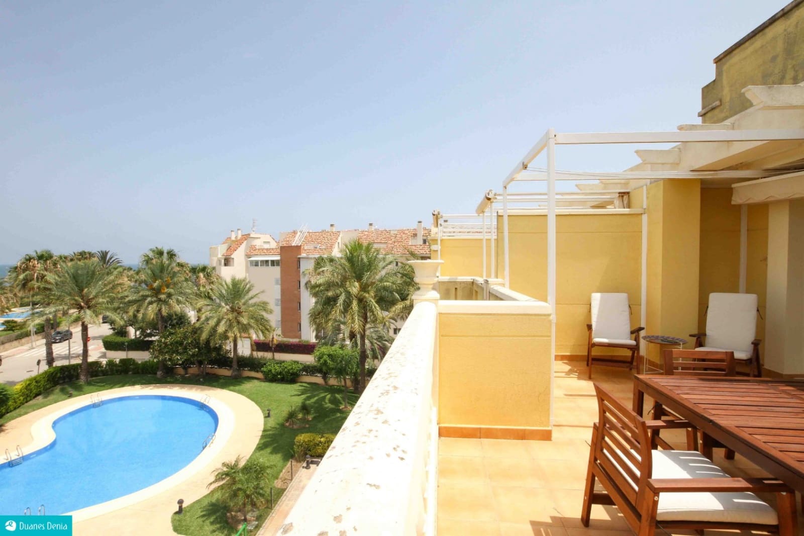 2 slaapkamer Penthouse te koop in Denia met zwembad garage - € 385.000 (Ref: 9904742)