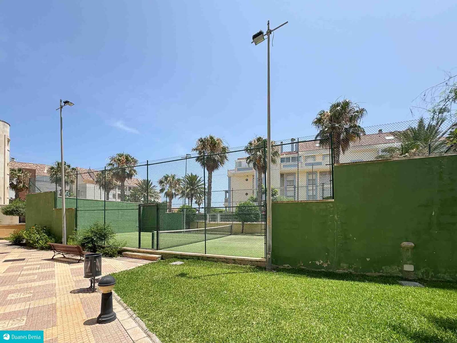 2 slaapkamer Penthouse te koop in Denia met zwembad garage - € 385.000 (Ref: 9904742)