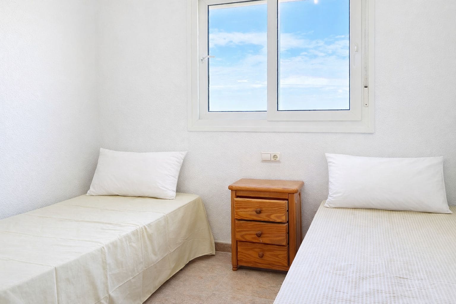 3 sypialnia Apartament na sprzedaż w Denia z basenem garażem - 320 000 € (Ref: 9904743)