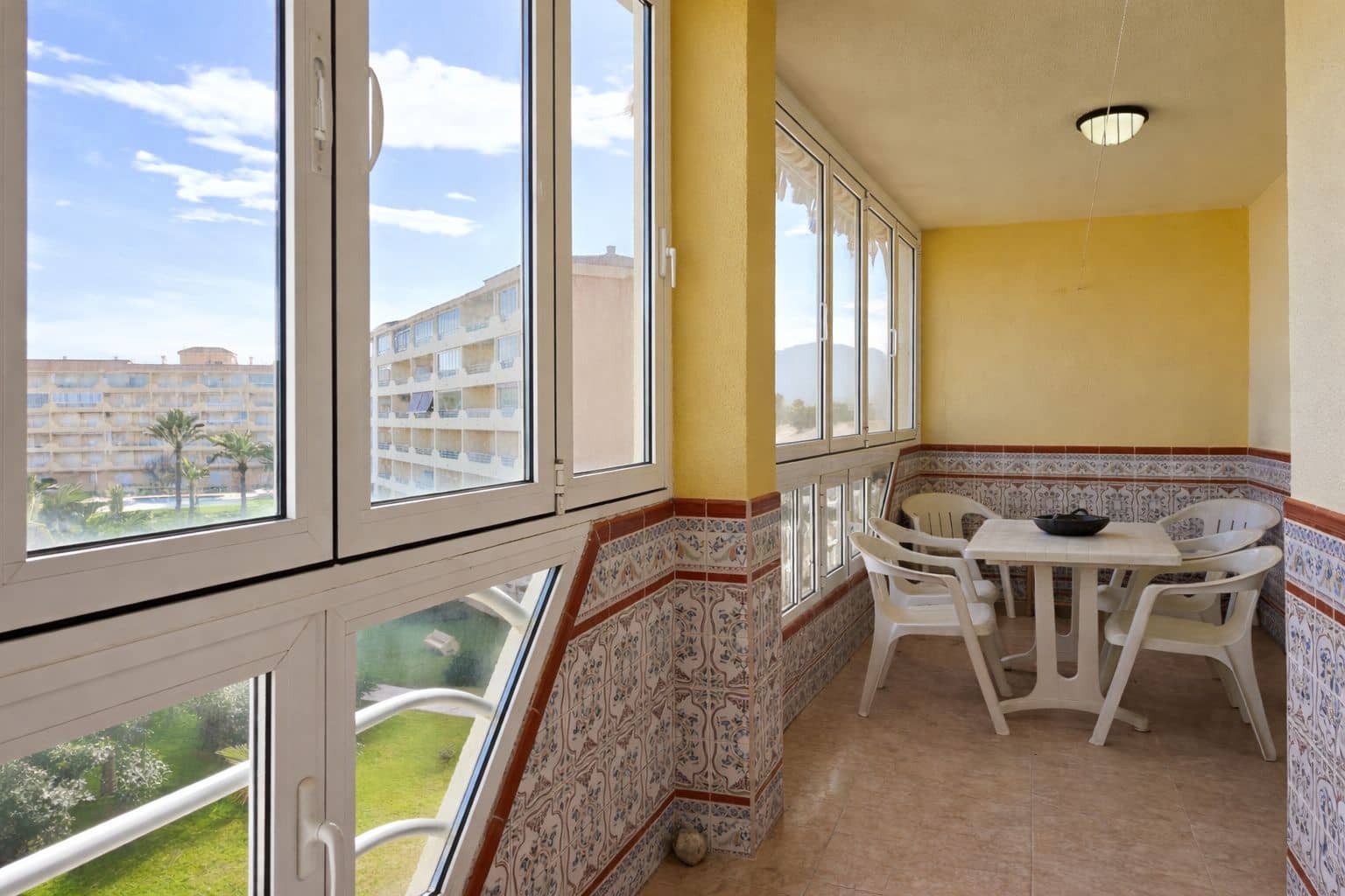 3 sypialnia Apartament na sprzedaż w Denia z basenem garażem - 320 000 € (Ref: 9904743)
