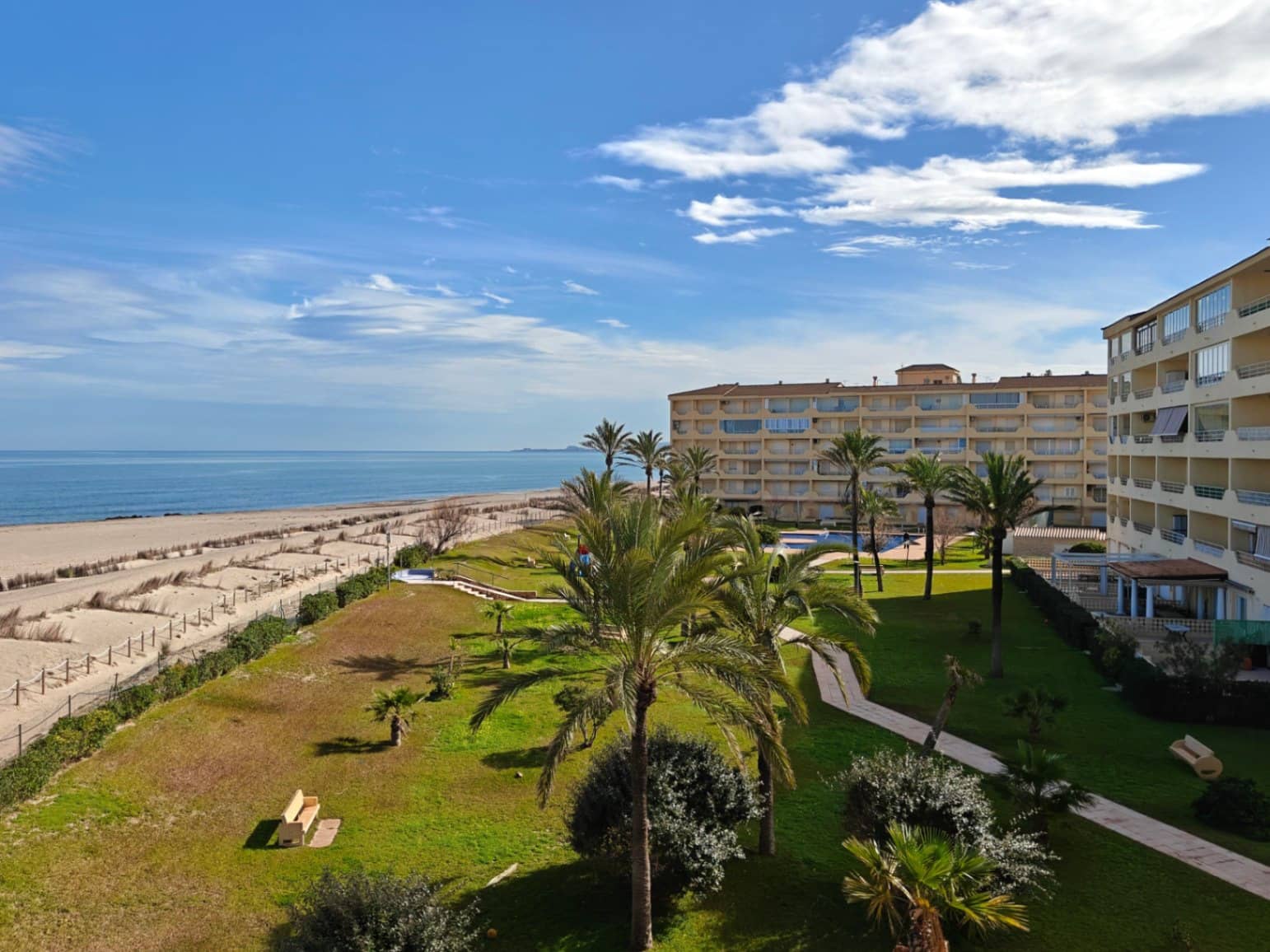 3 sypialnia Apartament na sprzedaż w Denia z basenem garażem - 320 000 € (Ref: 9904743)