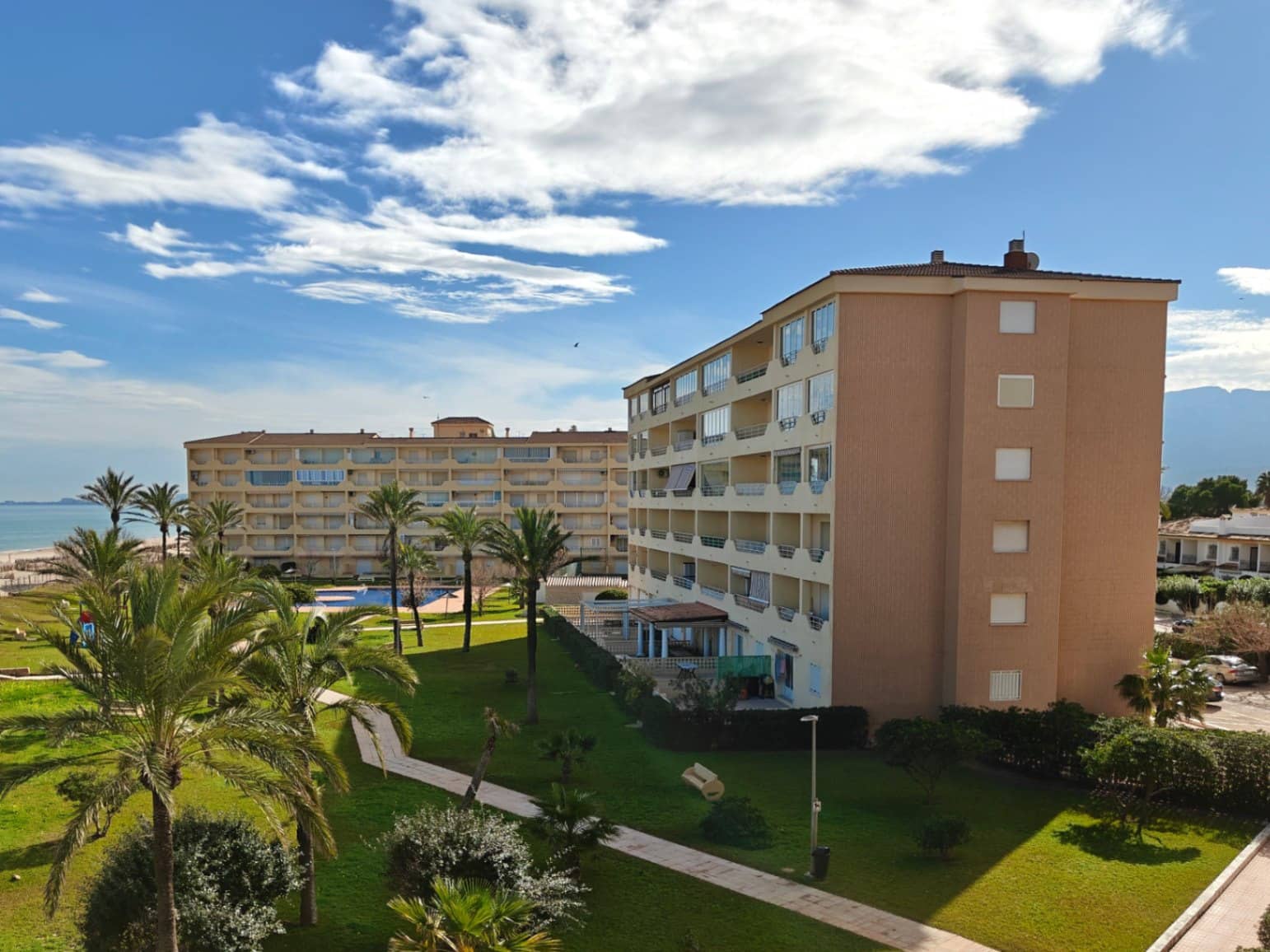 3 sypialnia Apartament na sprzedaż w Denia z basenem garażem - 320 000 € (Ref: 9904743)
