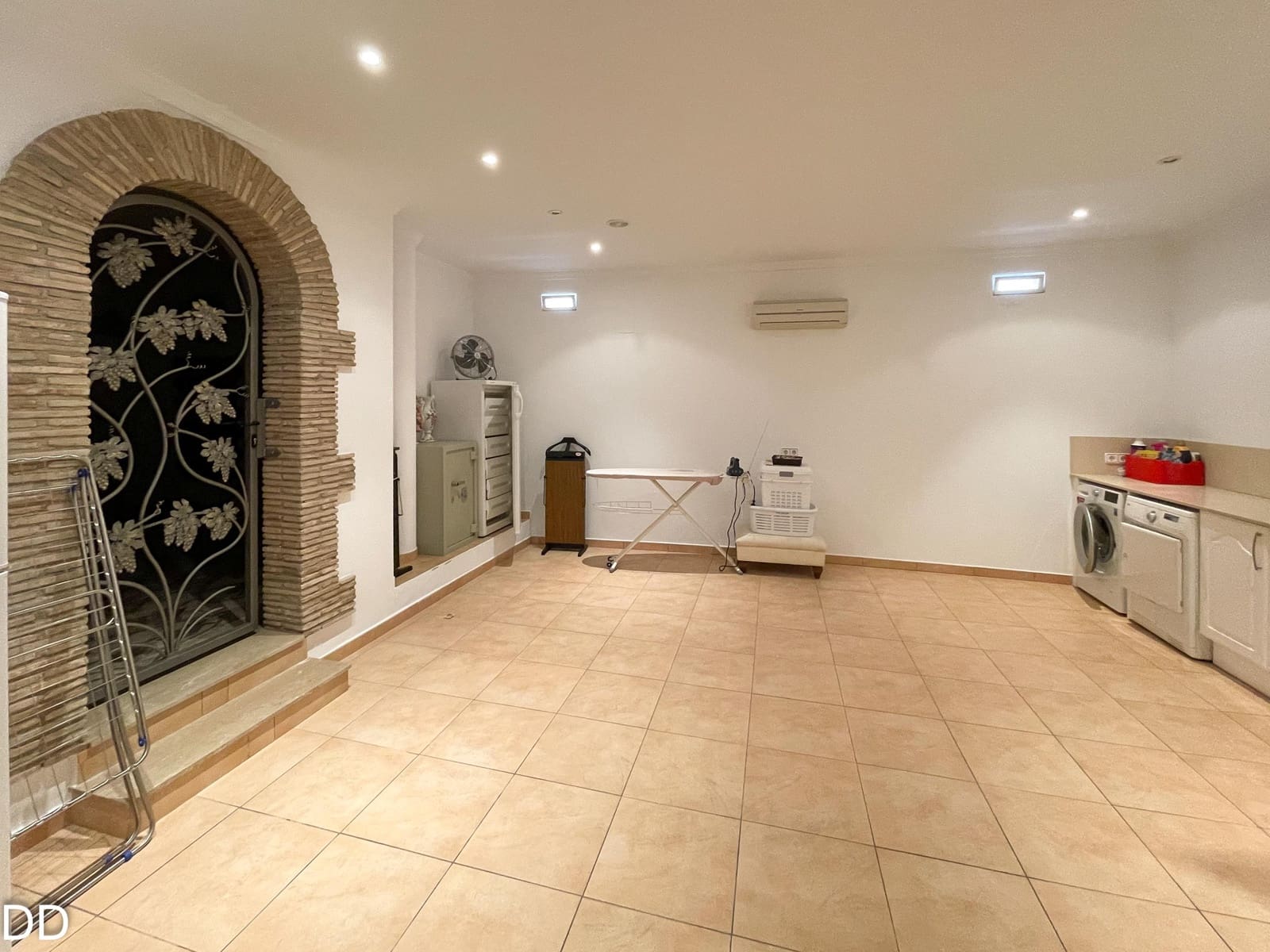 5 sovrum Villa till salu i Denia med pool garage - 1 150 000 € (Ref: 9904745)