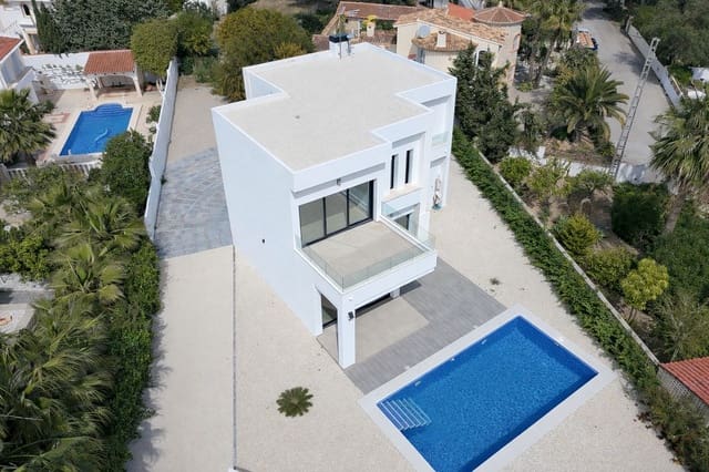 3 bedroom Villa for sale in Benissa with pool garage - € 1,175,000 (Ref: 9904746)