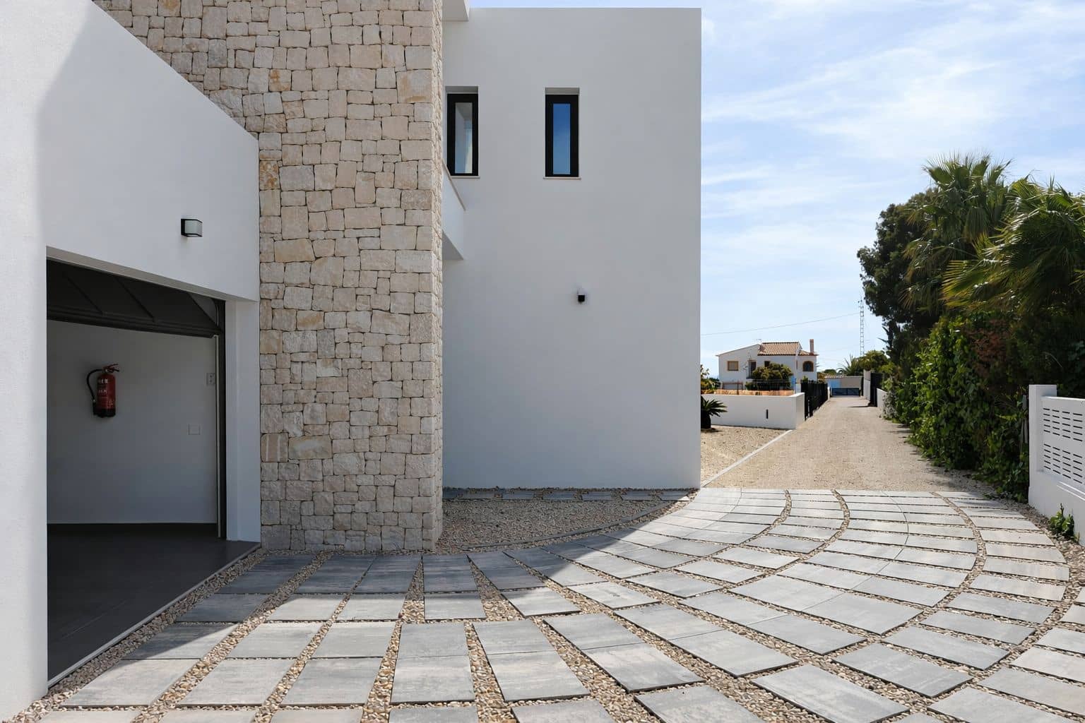 3 bedroom Villa for sale in Benissa with pool garage - € 1,175,000 (Ref: 9904746)
