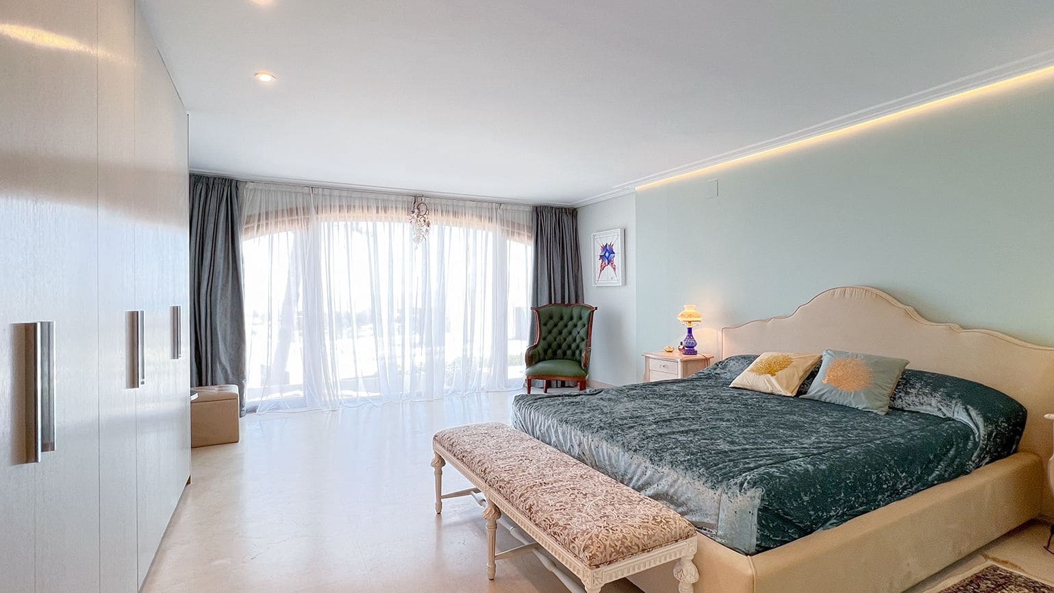 6 quarto Moradia para venda em Denia com piscina garagem - 3 570 000 € (Ref: 9904747)