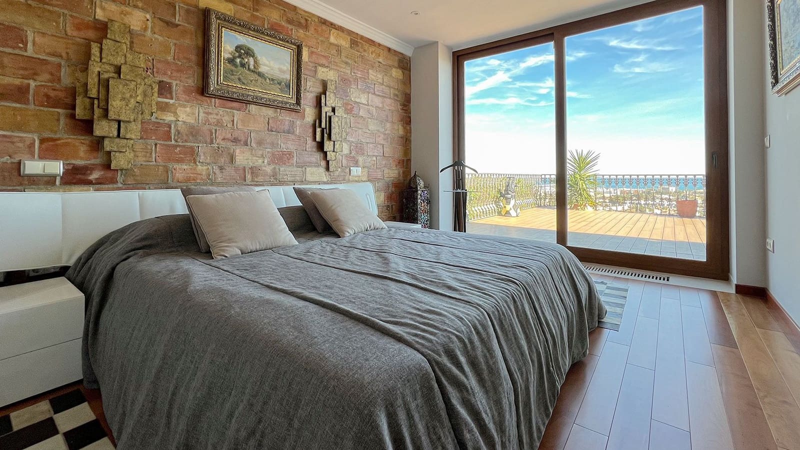 6 quarto Moradia para venda em Denia com piscina garagem - 3 570 000 € (Ref: 9904747)
