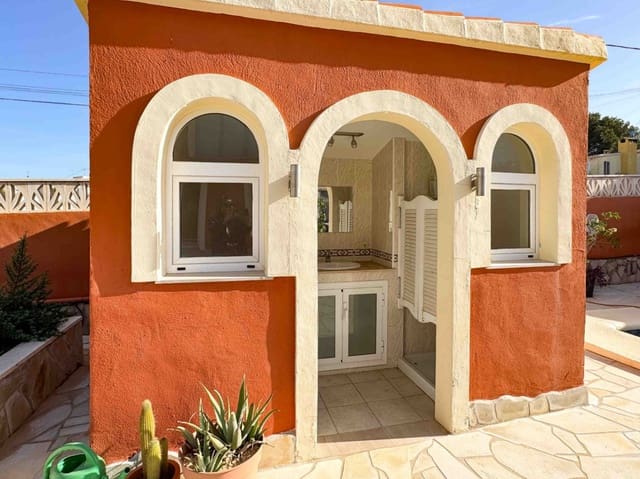 4 soverom Villa til salgs i Las Rotas / Les Rotes, Dénia med svømmebasseng garasje - € 970 000 (Ref: 9904748)