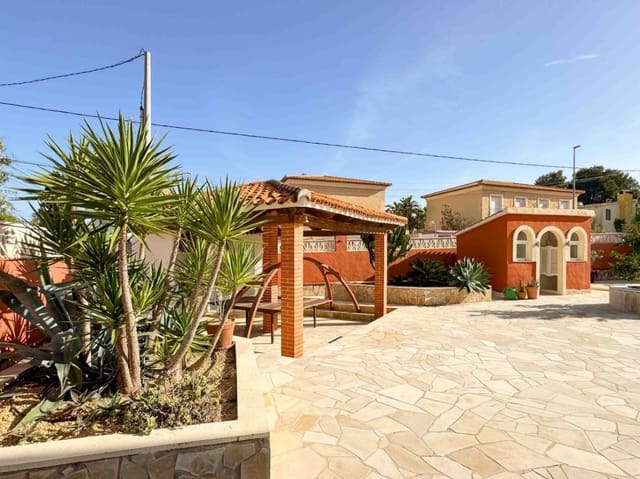 4 soverom Villa til salgs i Las Rotas / Les Rotes, Dénia med svømmebasseng garasje - € 970 000 (Ref: 9904748)