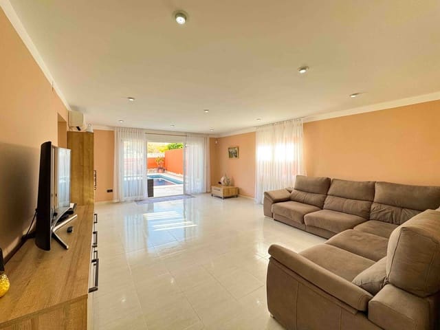 4 soverom Villa til salgs i Las Rotas / Les Rotes, Dénia med svømmebasseng garasje - € 970 000 (Ref: 9904748)