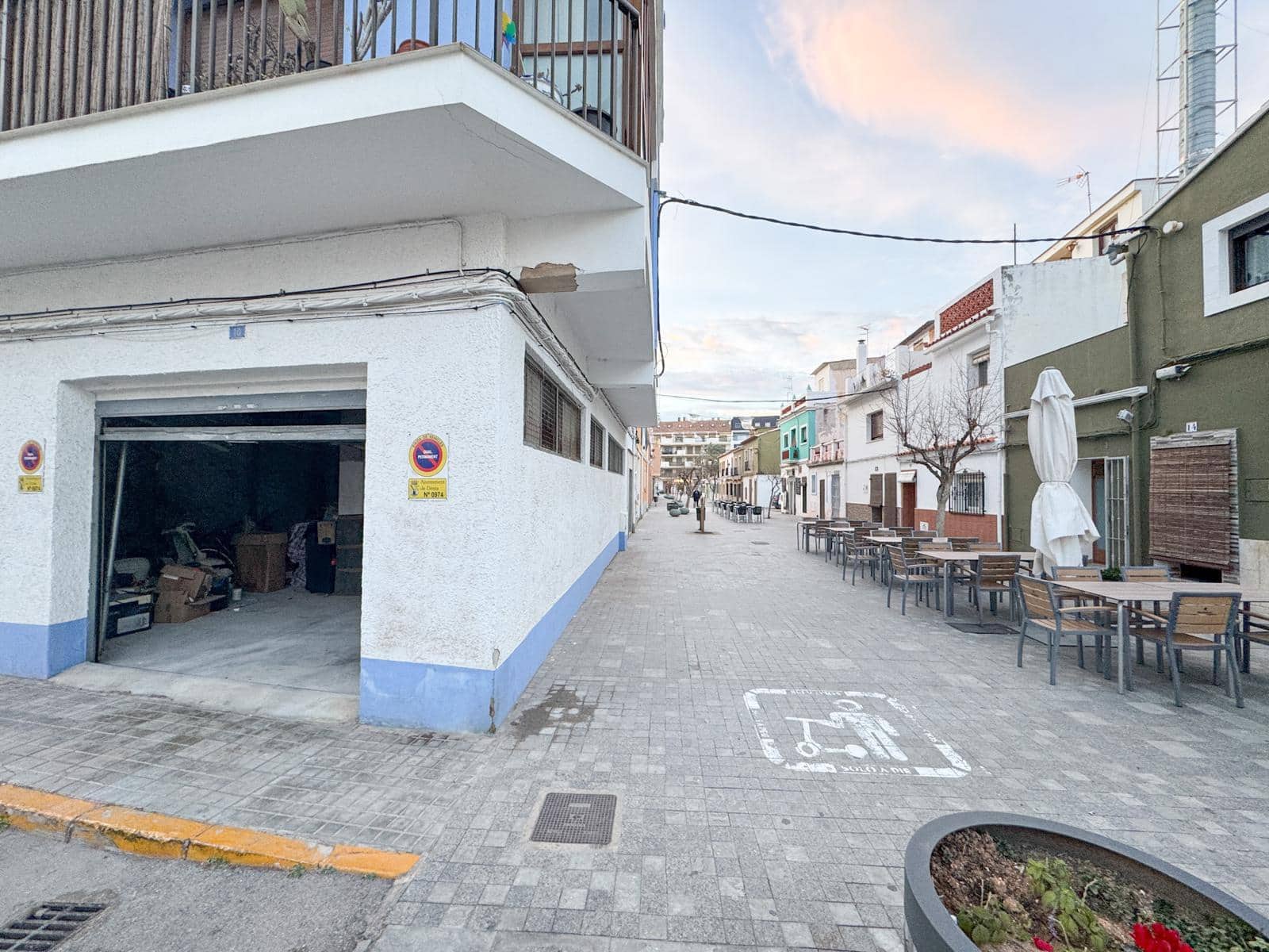 Kommersiell till salu i Denia - 450 000 € (Ref: 9904749)