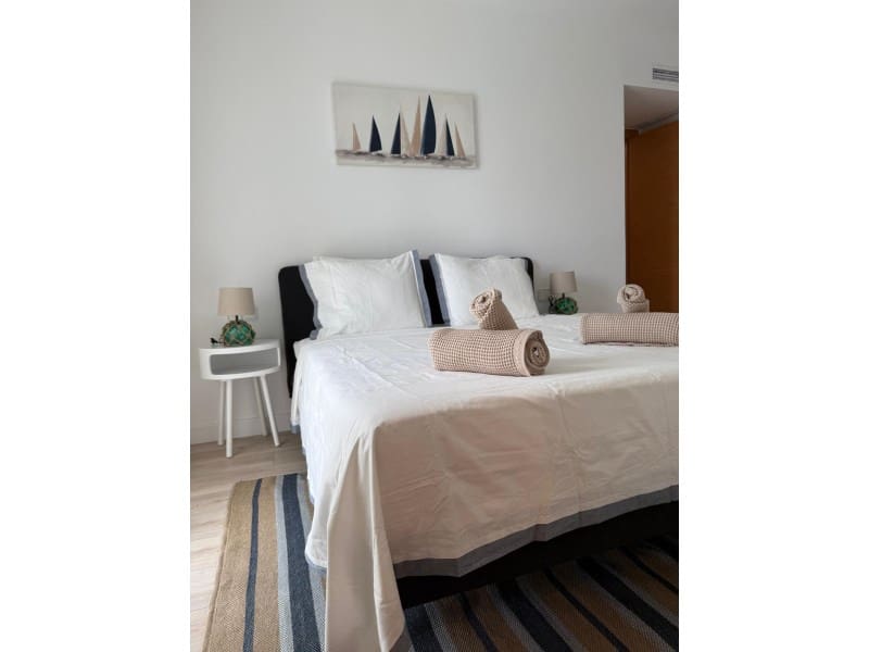 4 bedroom Apartment for rent in Sitges with pool garage - € 4,500 (Ref: 10012982)
