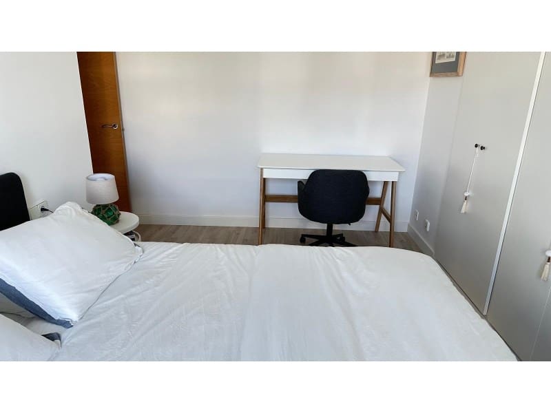 4 bedroom Apartment for rent in Sitges with pool garage - € 4,500 (Ref: 10012982)