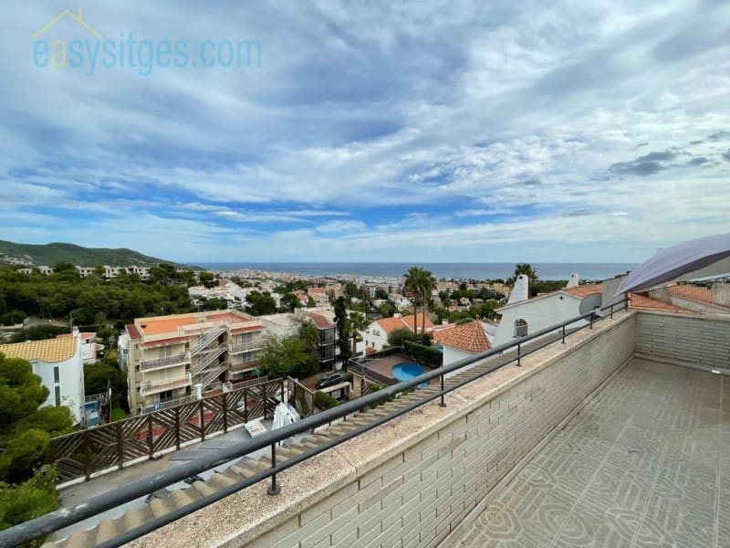 7 bedroom Villa for sale in Sitges - € 1,400,000 (Ref: 7270616)
