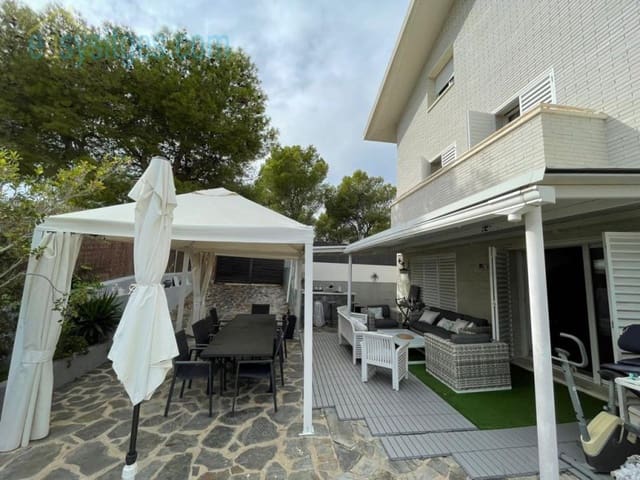 7 sypialnia Willa na sprzedaż w Sitges - 1 400 000 € (Ref: 7270616)