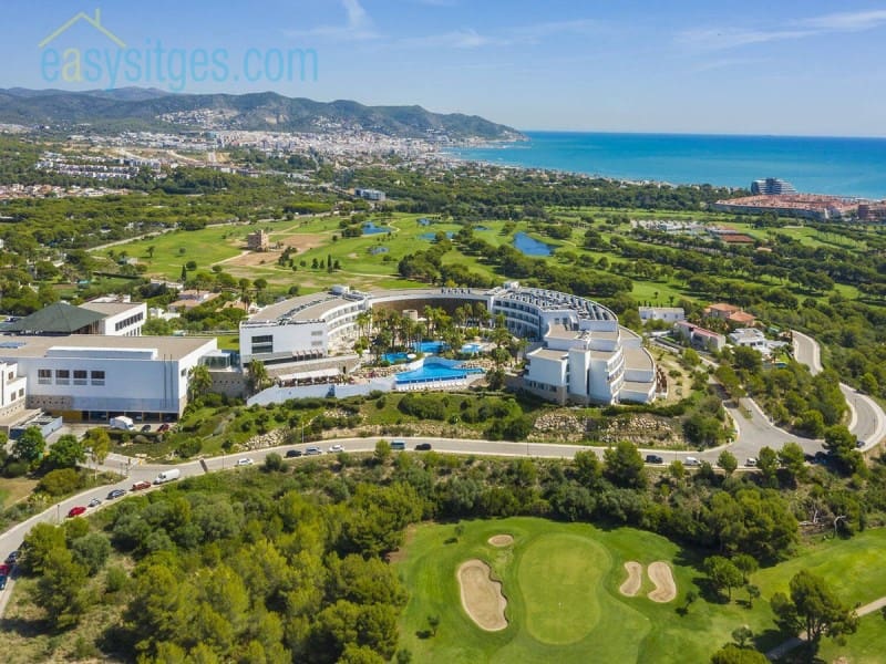 5 bedroom Villa for sale in Sitges with garage - € 1,900,000 (Ref: 7739236)