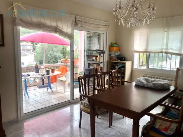 5 soveværelse Villa til salg i Sitges med garage - € 699.000 (Ref: 7835739)