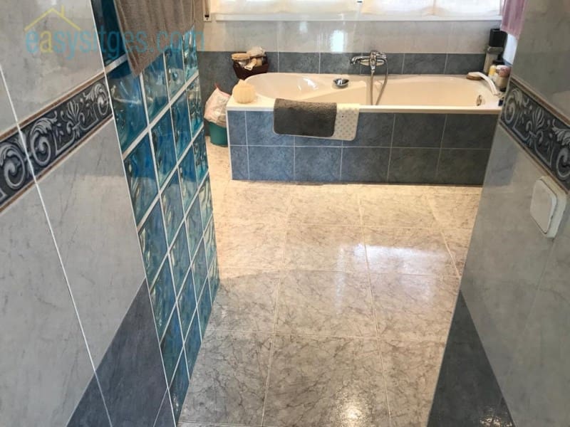 5 soveværelse Villa til salg i Sitges med garage - € 699.000 (Ref: 7835739)